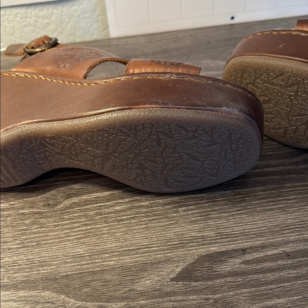 Brown Embossed Leather Platform Sandals - Picture 3 of 4